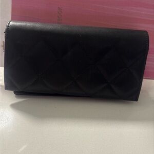 CHANEL Black Auuthentique étui à lunettes